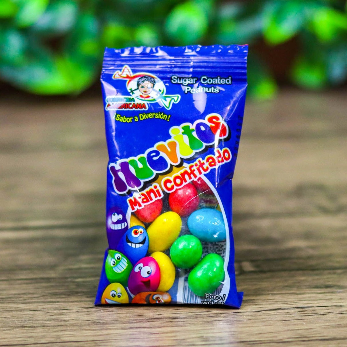 Huevitos. (6 unidades). Chocolate con mani confitado. 25g.  Confiteria americana